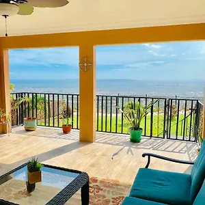 Bella Vista , Kingston Jamaica